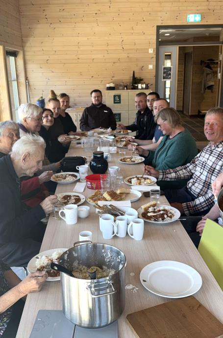 Lenkje til artikkel: Lauksuppe med nysteikt brød på bygdekaféen i Bykle i morgon